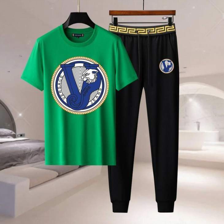 Picture of Versace Shirt Pant Suits _SKUVersaceM-4XL11Ln1824973